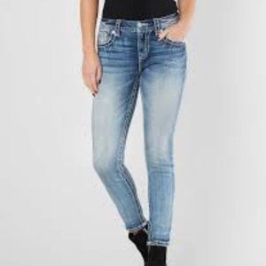 Miss Me Skinny Jean, Style: JE544052L, Medium Blue Wash, 26x32, EUC, $149 MSRP